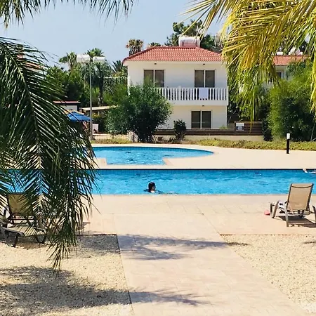 Nissi3 B1 Lovely 1bdr Ground Floor Near Nissi Beach. Apartmán